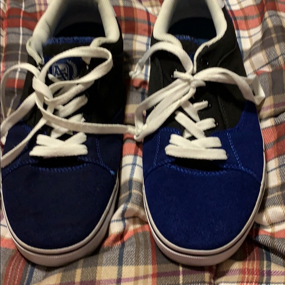 Like new size 11